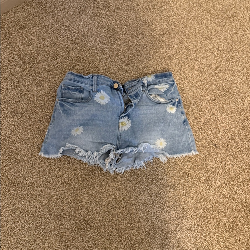 Daisy Embellished Light Blue Denim Shorts